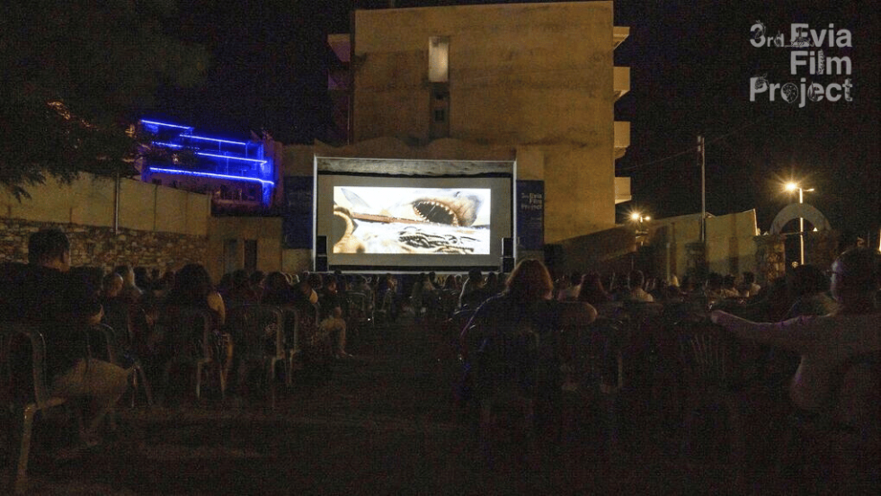 3o EVIA FILM PROJECT:Σείστηκε από φωνές τρόμου το σινεμά στην προβολή της ταινίας «Τα σαγόνια του καρχαρία», μισό αιώνα μετά την αρχική της έξοδο στους κινηματογράφους (1975)